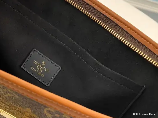 AAA Pruses Bags CLUTCH VUITTON LOUIS 0526